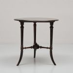 1077 4451 LAMP TABLE
